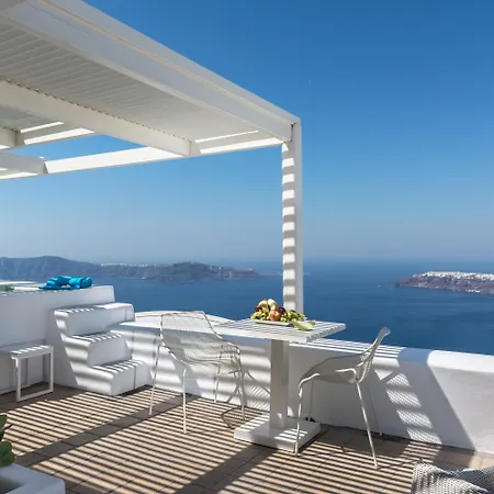 White Santorini Hotel 4*