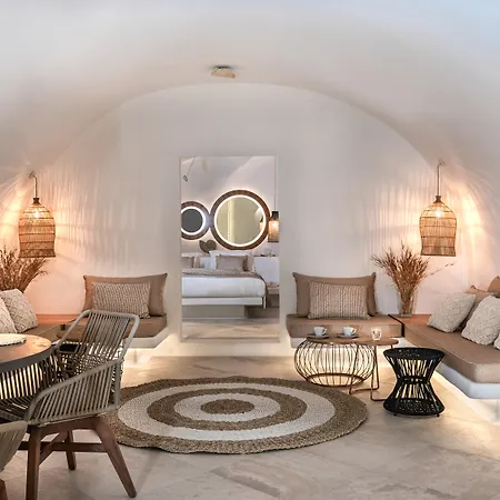 White Santorini Hotel