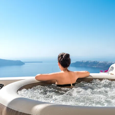 Hotel White Santorini 4*