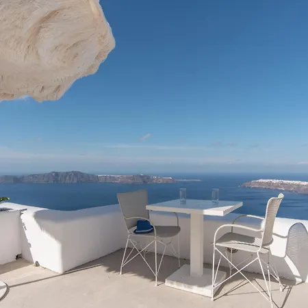 White Santorini Hotel 3*